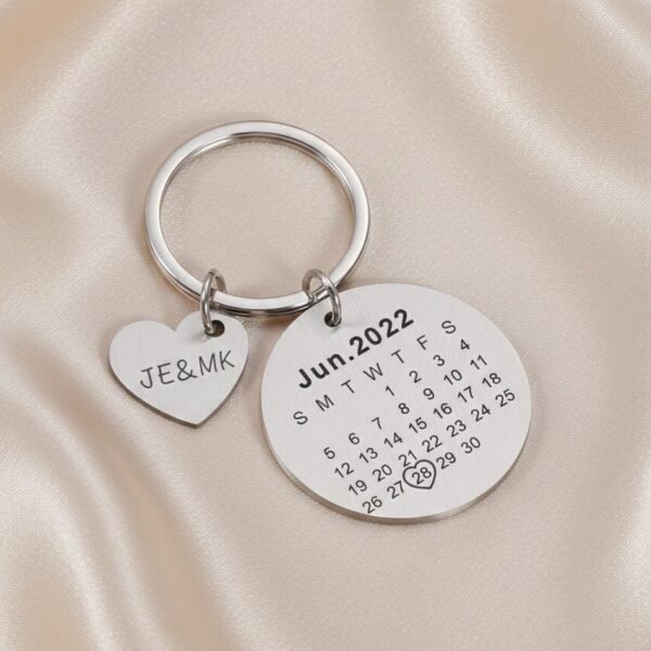 BRINCO-PERSONALIZADO-0001-2-1.jpg Chaveiro Calendário Redondo, Personalizado, Aço Inox