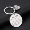 Whats-App-Image-2023-05-19-at-14-43-39-1-1.jpg Chaveiro Calendário Redondo, Personalizado, Aço Inox — foto 4 de 7