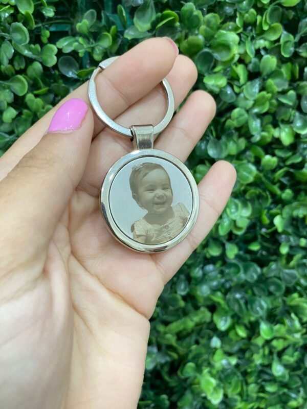 Whats-App-Image-2023-11-24-at-09-41-50.jpg Chaveiro Inox Redondo Personalizado, com Gravação a Laser — foto 4 de 7